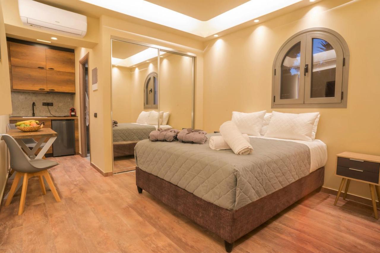 Seven Keys Luxury Suites Achilleion Bagian luar foto