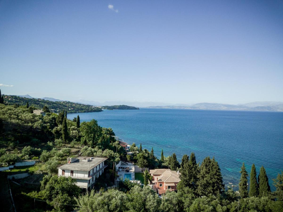 Seven Keys Luxury Suites Achilleion Bagian luar foto