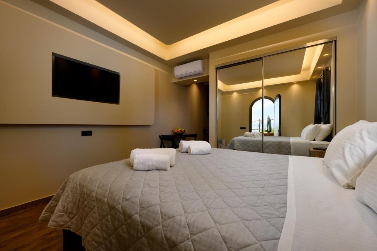 Seven Keys Luxury Suites Achilleion Bagian luar foto